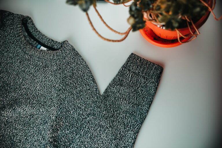 Szycie dresówki – poradnik dla początkujących