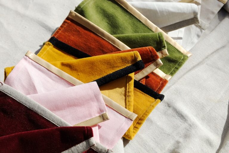 Torba na zakupy z materiału – prosty projekt DIY